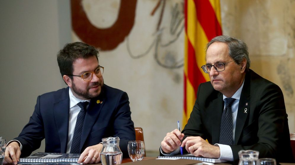 Foto: El presidente de la Generalitat, Quim Torra, junto a su vicepresidente, Pere Aragonès (i), durante la reunión del Govern. (EFE)