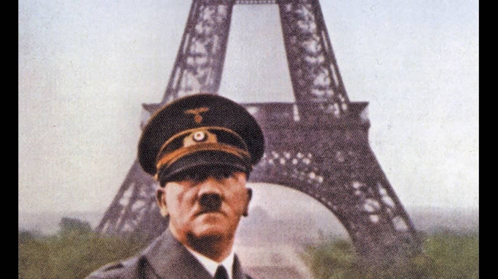 Foto: Hitler tras la toma alemana de París en 1940 posa con la Torre Eiffel a sus espaldas