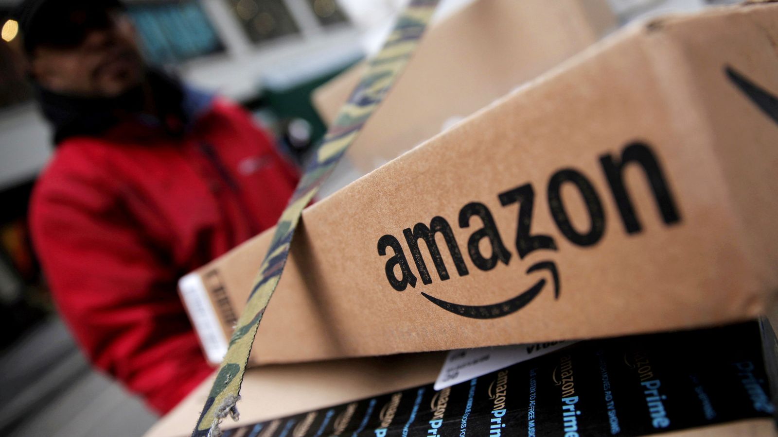 Amazon: Otra puñalada de Amazon a las paqueteras: te dejará montar ...